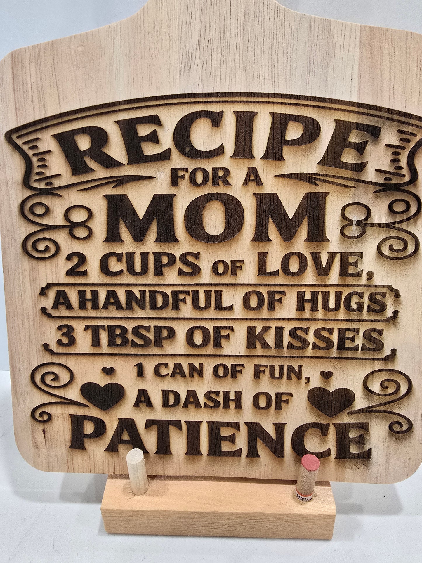 Laser Engraved Cutting Board - Mom's Special Recipe